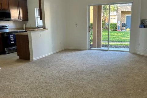 Touwnhouse à vendre à Sanford, Floride: 3 chambres, 111.76 m2 № 2375710 - photo 8