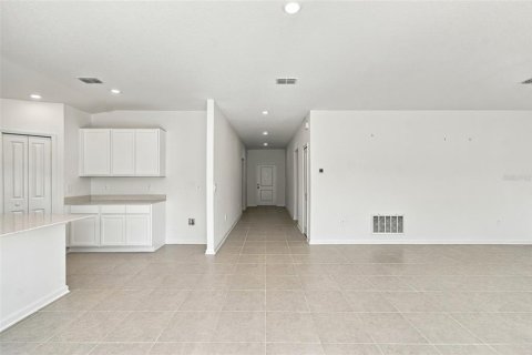 Villa ou maison à vendre à Kissimmee, Floride: 3 chambres, 171.22 m2 № 2425300 - photo 11