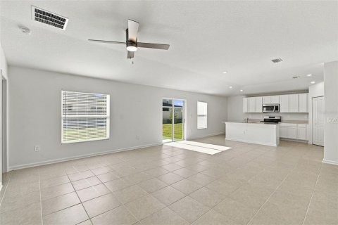 Villa ou maison à vendre à Kissimmee, Floride: 3 chambres, 171.22 m2 № 2425300 - photo 13