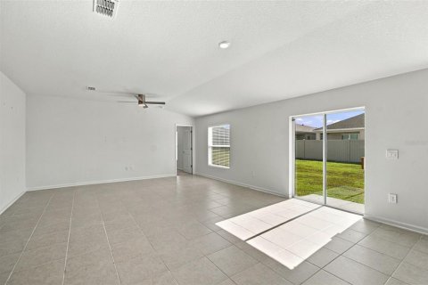 Villa ou maison à vendre à Kissimmee, Floride: 3 chambres, 171.22 m2 № 2425300 - photo 12