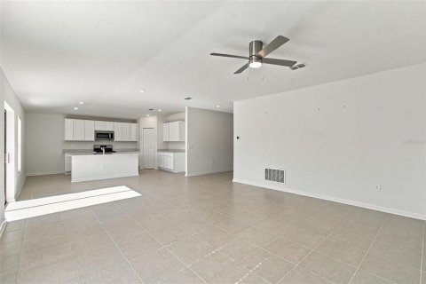Villa ou maison à vendre à Kissimmee, Floride: 3 chambres, 171.22 m2 № 2425300 - photo 10