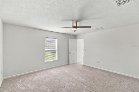 Villa ou maison à vendre à Kissimmee, Floride: 3 chambres, 171.22 m2 № 2425300 - photo 15