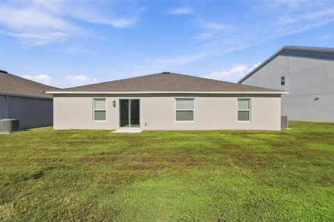 Villa ou maison à vendre à Kissimmee, Floride: 3 chambres, 171.22 m2 № 2425300 - photo 29