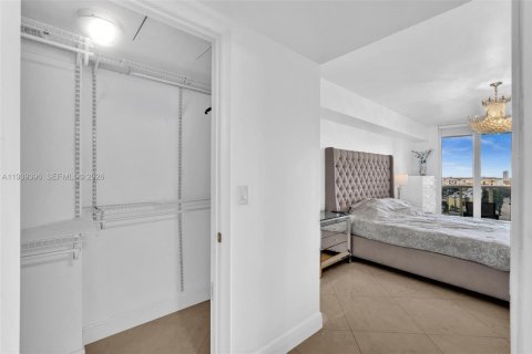 Copropriété à vendre à Sunny Isles Beach, Floride: 2 chambres, 175.21 m2 № 1997388 - photo 28