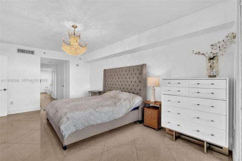 Copropriété à vendre à Sunny Isles Beach, Floride: 2 chambres, 175.21 m2 № 1997388 - photo 30