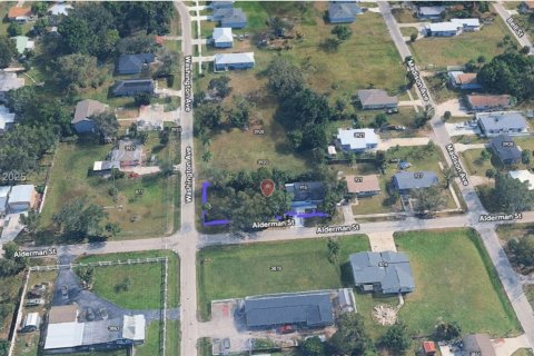 Casa en venta en Fort Myers, Florida, 3 dormitorios № 1975947 - foto 3