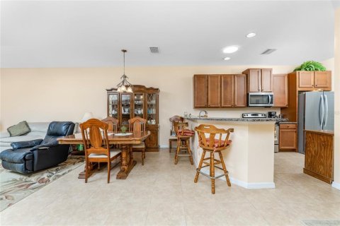 House in Englewood, Florida 3 bedrooms, 124.3 sq.m. № 1535156 - photo 5