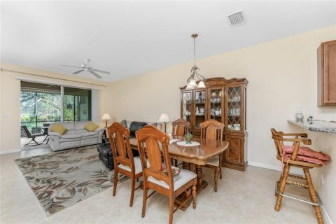 House in Englewood, Florida 3 bedrooms, 124.3 sq.m. № 1535156 - photo 10