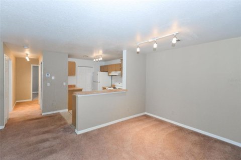 Condo in Orlando, Florida, 3 bedrooms  № 1632411 - photo 5