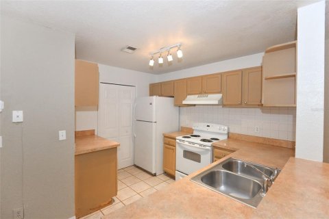 Condo in Orlando, Florida, 3 bedrooms  № 1632411 - photo 6