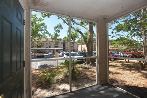 Condo in Orlando, Florida, 3 bedrooms  № 1632411 - photo 13