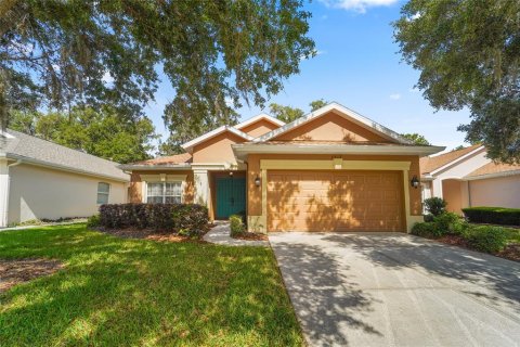 House in Brooksville, Florida 3 bedrooms, 214.98 sq.m. № 2099237 - photo 3