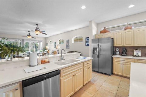House in Brooksville, Florida 3 bedrooms, 214.98 sq.m. № 2099237 - photo 18
