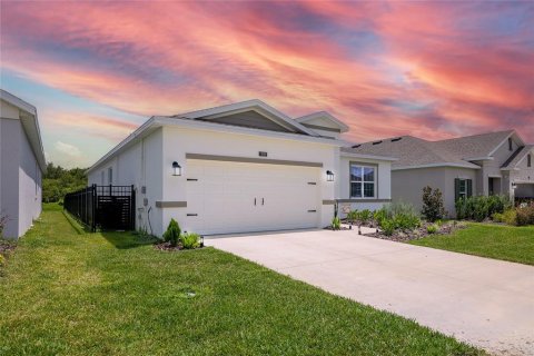 House in Kissimmee, Florida 3 bedrooms, 172.15 sq.m. № 1886325 - photo 1
