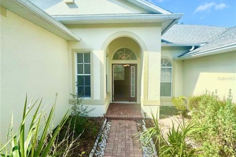 Casa en venta en Spring Hill, Florida, 4 dormitorios, 261.24 m2 № 1598466 - foto 5