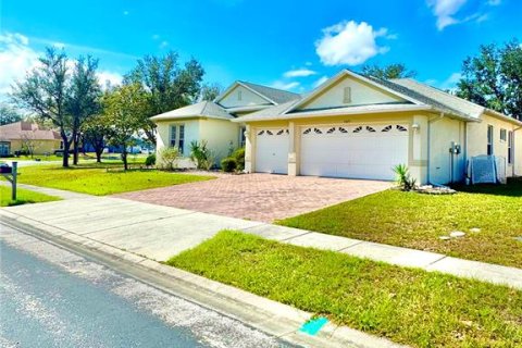 Casa en venta en Spring Hill, Florida, 4 dormitorios, 261.24 m2 № 1598466 - foto 3