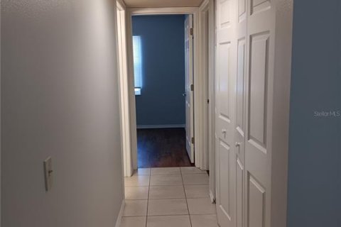 Appartement à louer à Tampa, Floride: 2 chambres, 65.03 m2 № 2416423 - photo 2