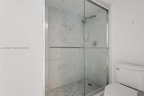 Снять в аренду кондоминиум в Авентура, Флорида 2 спальни, 121.98м2, № 2003783 - фото 10