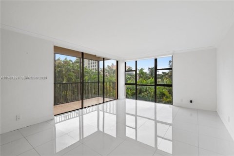 Кондоминиум с 2 спальнями в Авентура, Флорида № 2003783