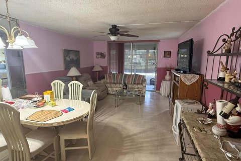 Copropriété à vendre à Sunrise, Floride: 2 chambres, 78.97 m2 № 2084212 - photo 19