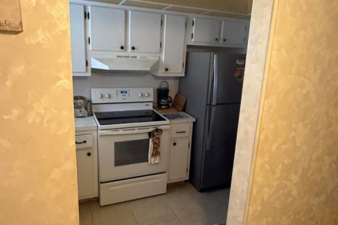 Copropriété à vendre à Sunrise, Floride: 2 chambres, 78.97 m2 № 2084212 - photo 16