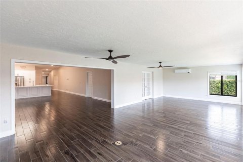 Casa en venta en Punta Gorda, Florida, 3 dormitorios, 239.87 m2 № 1888656 - foto 15