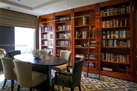 Condo in Aventura, Florida, 3 bedrooms № 2060136 - photo 26