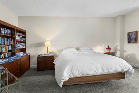 Condo in Aventura, Florida, 3 bedrooms № 2060136 - photo 16