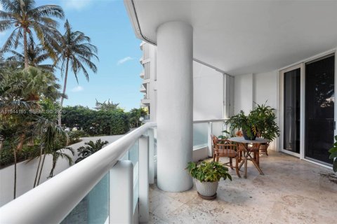 Condo in Aventura, Florida, 3 bedrooms № 2060136 - photo 6