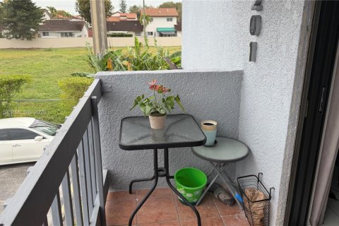 Condominio en venta en Miami, Florida, 2 dormitorios, 80.08 m2 № 2153352 - foto 24