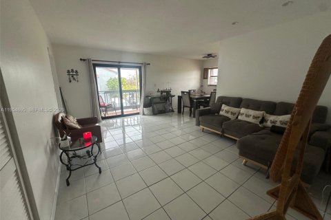 Condominio en venta en Miami, Florida, 2 dormitorios, 80.08 m2 № 2153352 - foto 20