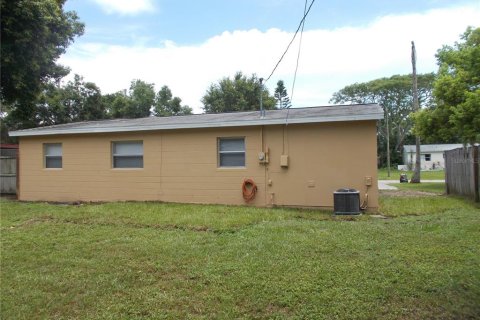 Casa en alquiler en Pinellas Park, Florida, 3 dormitorios, 76.64 m2 № 1879185 - foto 5