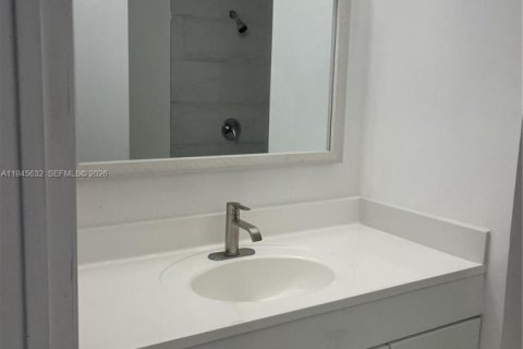 Купить кондоминиум в Майами, Флорида 2 спальни, 101.54м2, № 2003187 - фото 21