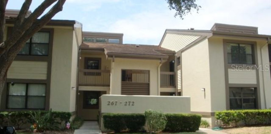 Condominio en Oldsmar, Florida, 2 dormitorios № 1908259