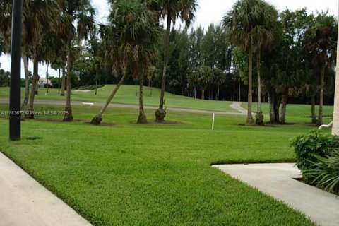 Снять в аренду кондоминиум в Маргит, Флорида 2 спальни, 89.46м2, № 1929947 - фото 5