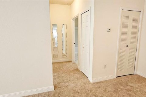 Condo in Winter Garden, Florida, 2 bedrooms  № 2204805 - photo 9