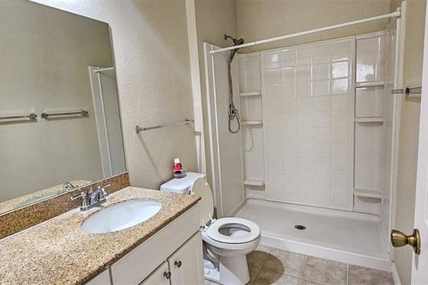 Condo in Winter Garden, Florida, 2 bedrooms  № 2204805 - photo 18