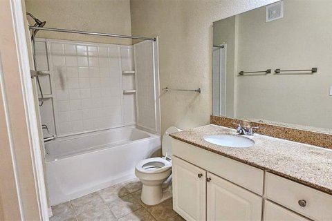 Condo in Winter Garden, Florida, 2 bedrooms  № 2204805 - photo 16