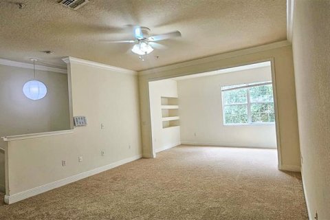 Condo in Winter Garden, Florida, 2 bedrooms  № 2204805 - photo 5