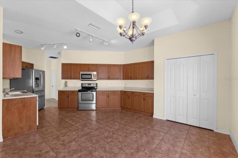 House in Palm Coast, Florida 2 bedrooms, 194.72 sq.m. № 1649014 - photo 21