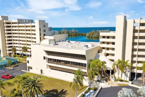 Condominio en alquiler en Hudson, Florida, 2 dormitorios, 88.26 m2 № 2135934 - foto 3