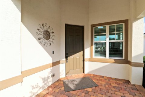 House in Port St. Lucie, Florida 3 bedrooms, 152.92 sq.m. № 2082983 - photo 5