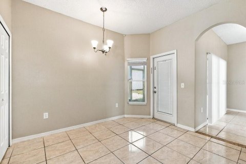 House in Kissimmee, Florida 3 bedrooms, 186.92 sq.m. № 2391009 - photo 7