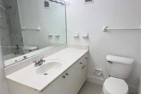 Copropriété à louer à Miami Beach, Floride: 1 chambre, 77.76 m2 № 1971259 - photo 5