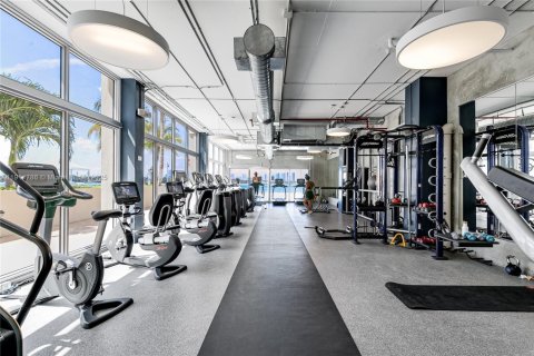 Copropriété à louer à Miami Beach, Floride: 1 chambre, 77.76 m2 № 1971259 - photo 12