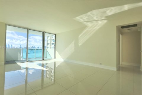 Copropriété à louer à Miami Beach, Floride: 1 chambre, 77.76 m2 № 1971259 - photo 1