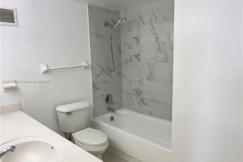 Copropriété à louer à Miami Beach, Floride: 1 chambre, 77.76 m2 № 1971259 - photo 6