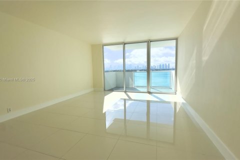 Copropriété à louer à Miami Beach, Floride: 1 chambre, 77.76 m2 № 1971259 - photo 3