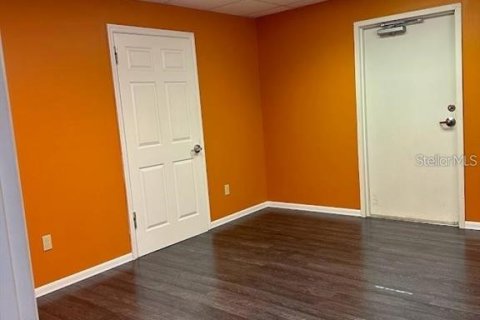Immobilier commercial à louer à Ocala, Floride: 197.7 m2 № 1786779 - photo 7