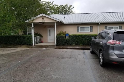 Immobilier commercial à louer à Ocala, Floride: 197.7 m2 № 1786779 - photo 1